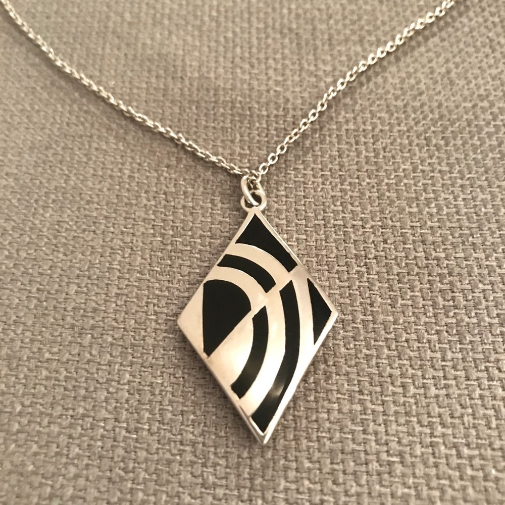 Metropolitan Museum of Art sterling necklace